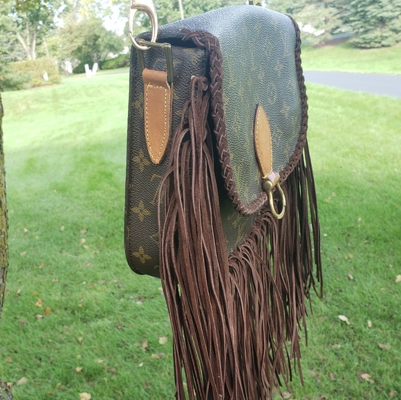 Authentic Louis Vuitton Saint Cloud GM fringe - Picture 3 of 8